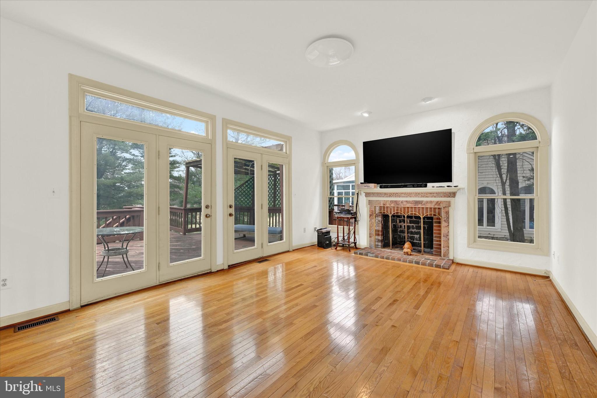 11 Hillchase Ct