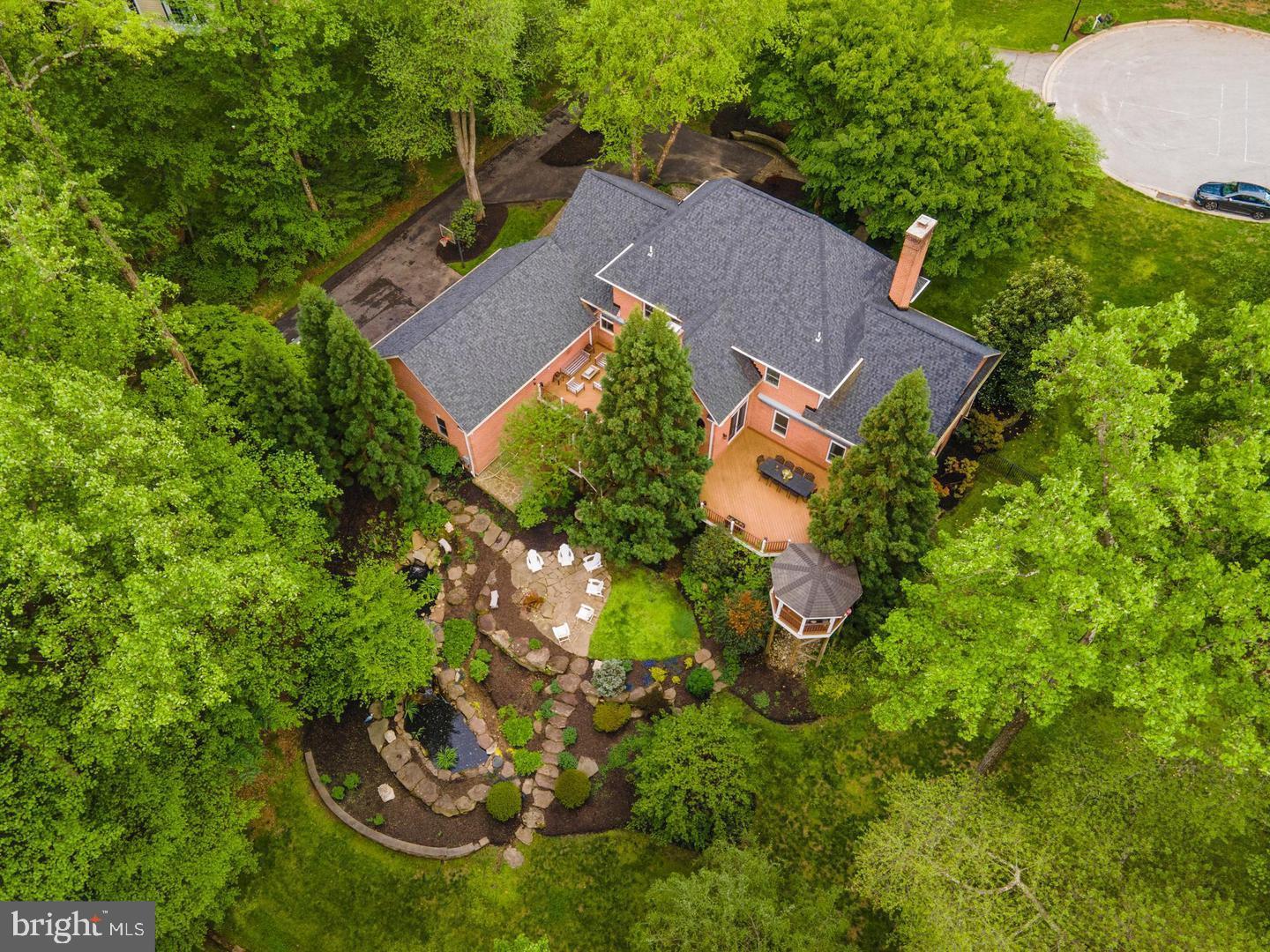 7 Padonia Woods Ct