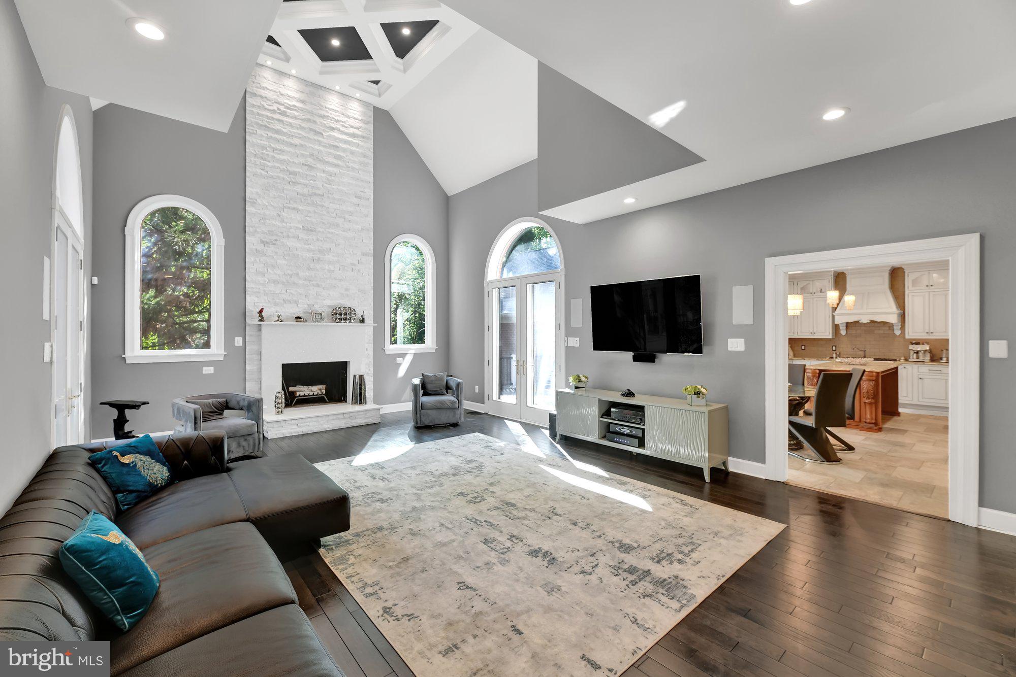 7 Padonia Woods Ct