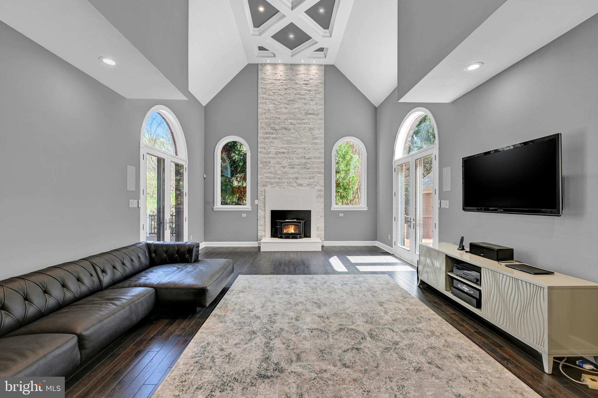 7 Padonia Woods Ct