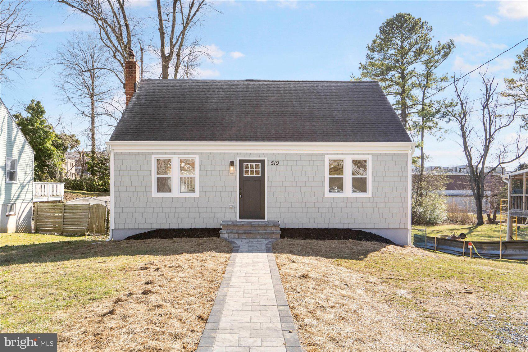 519 Warren Rd