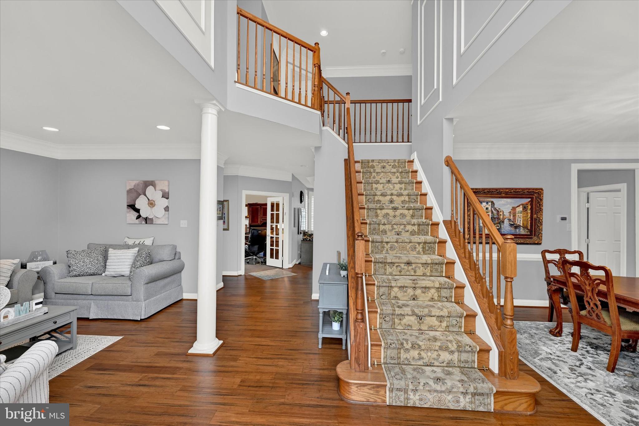 807 Dominion Ln