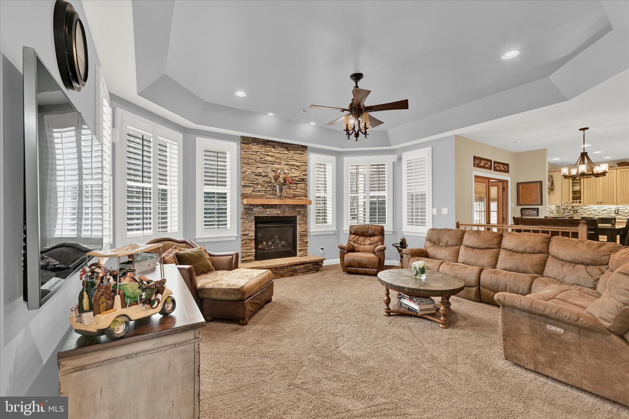 807 Dominion Ln