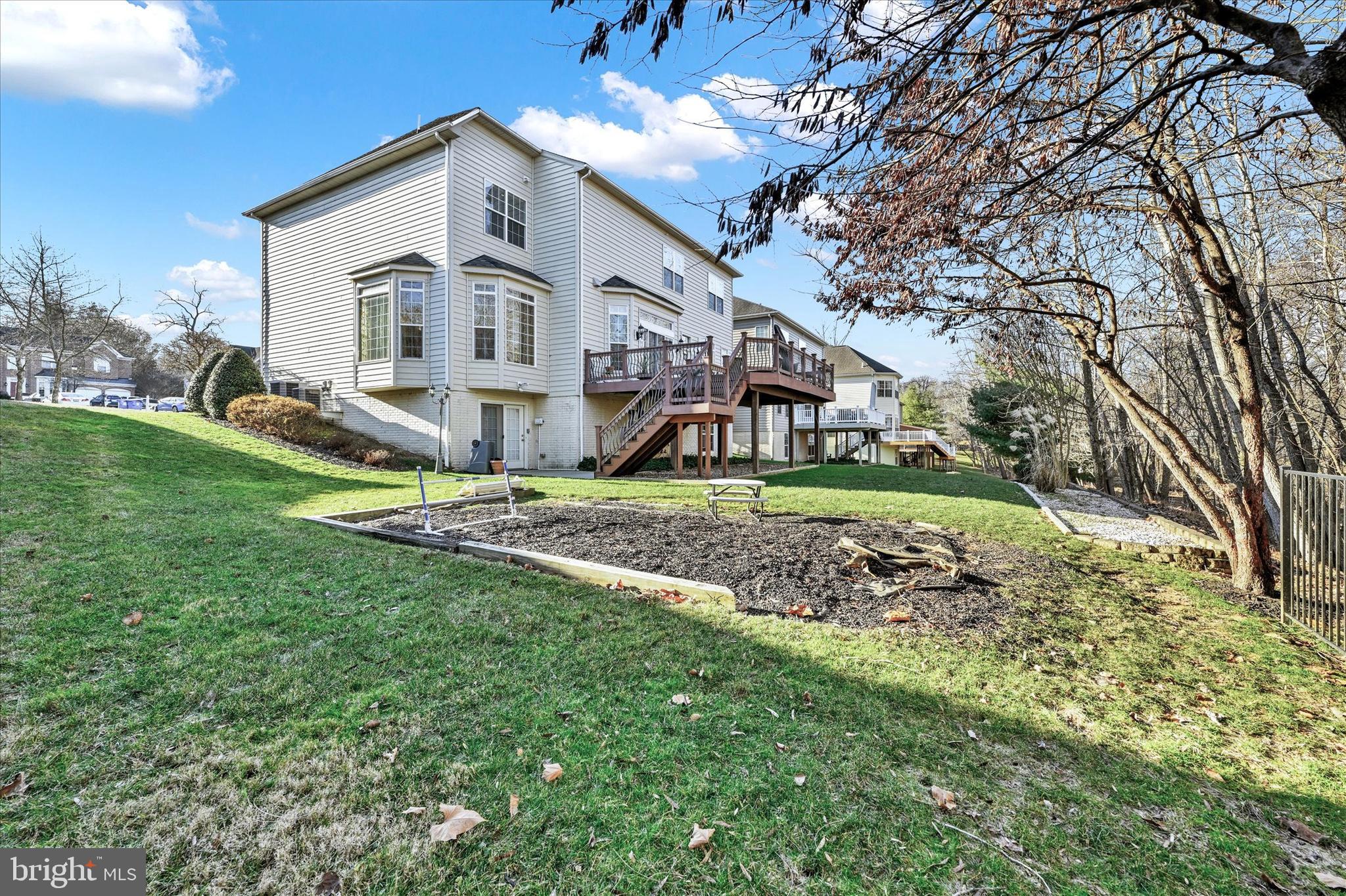 2730 Lightfoot Dr