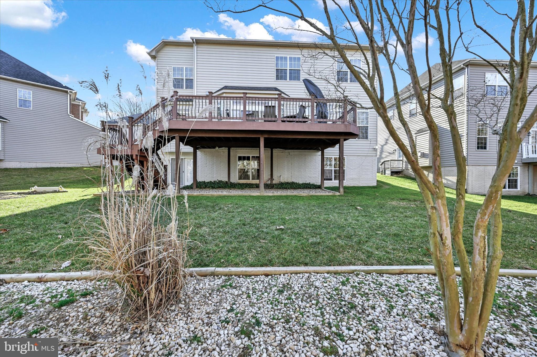 2730 Lightfoot Dr