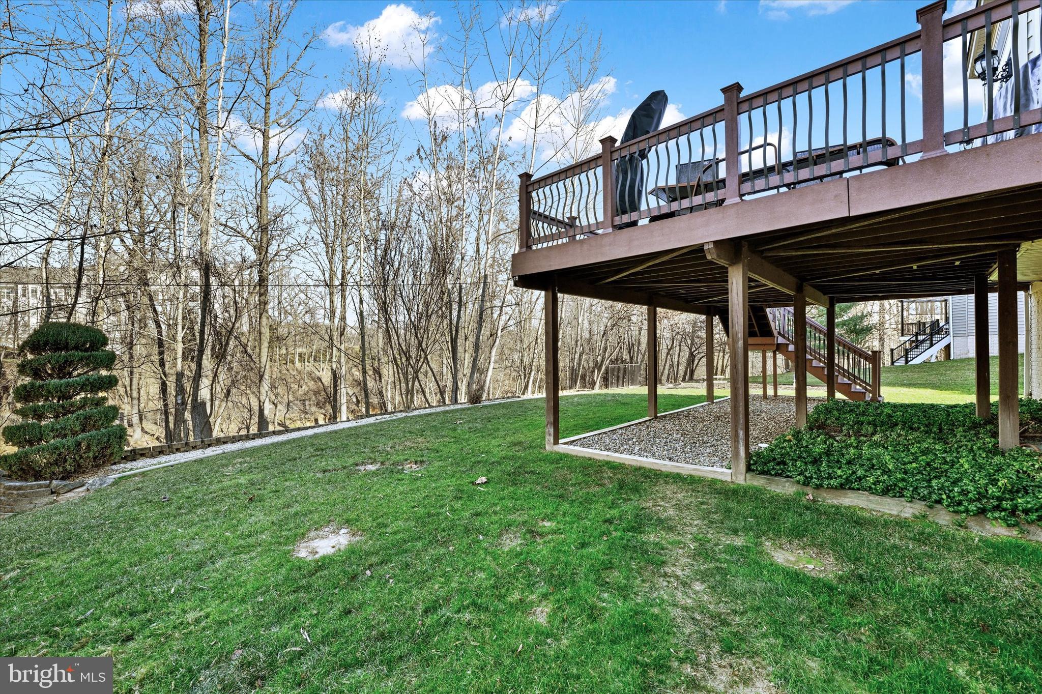 2730 Lightfoot Dr