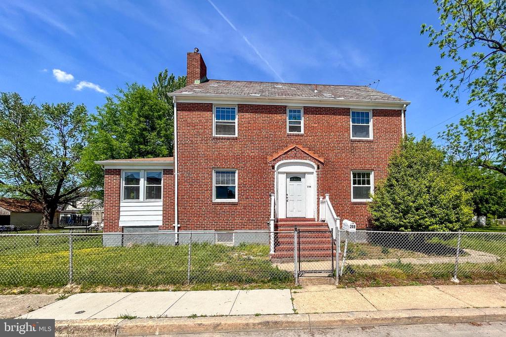 209 Balnew Ave