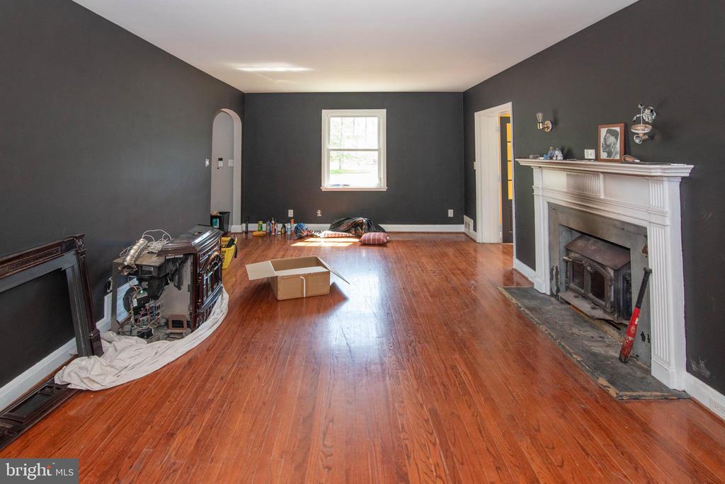 209 Balnew Ave