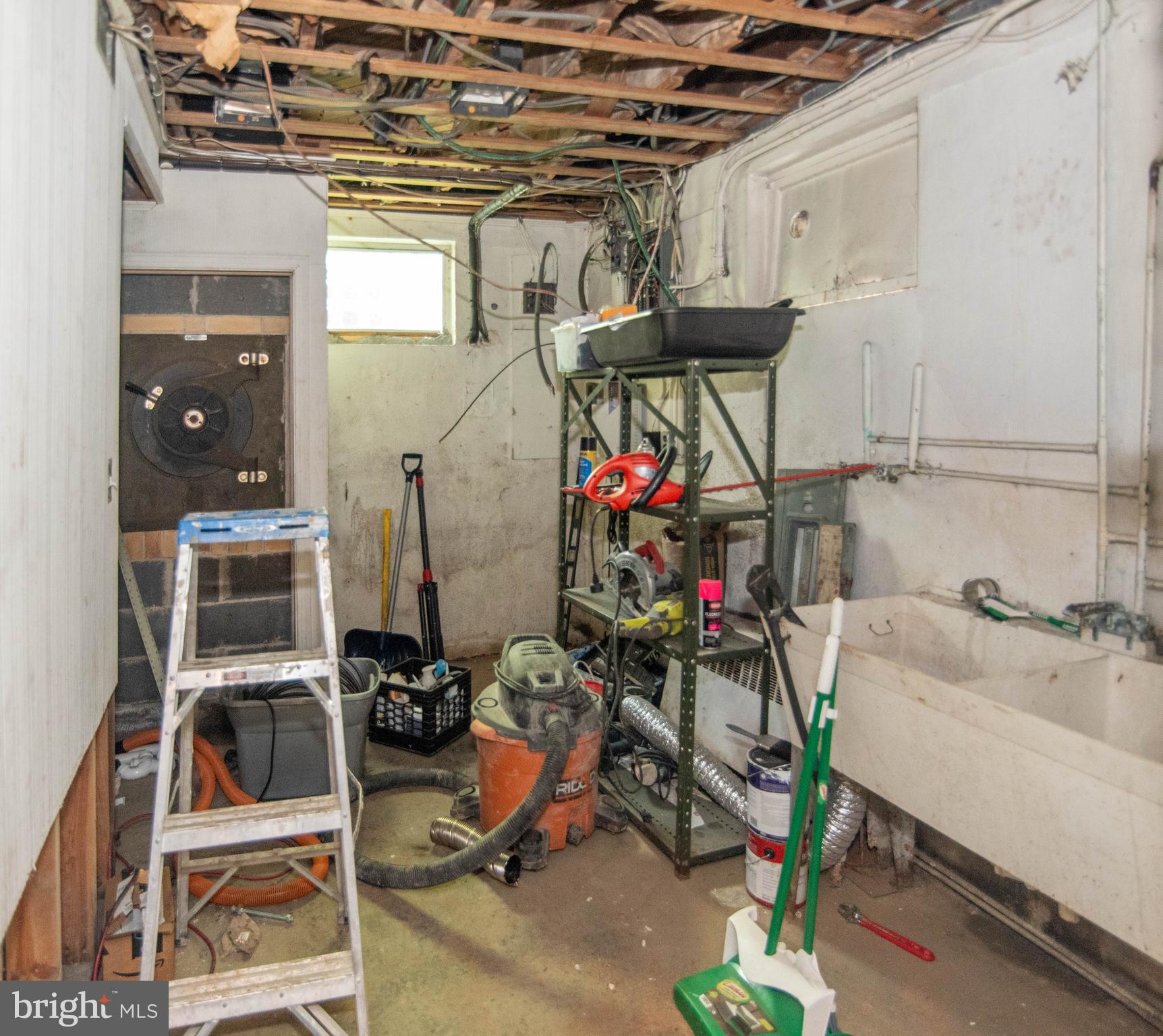 209 Balnew Ave