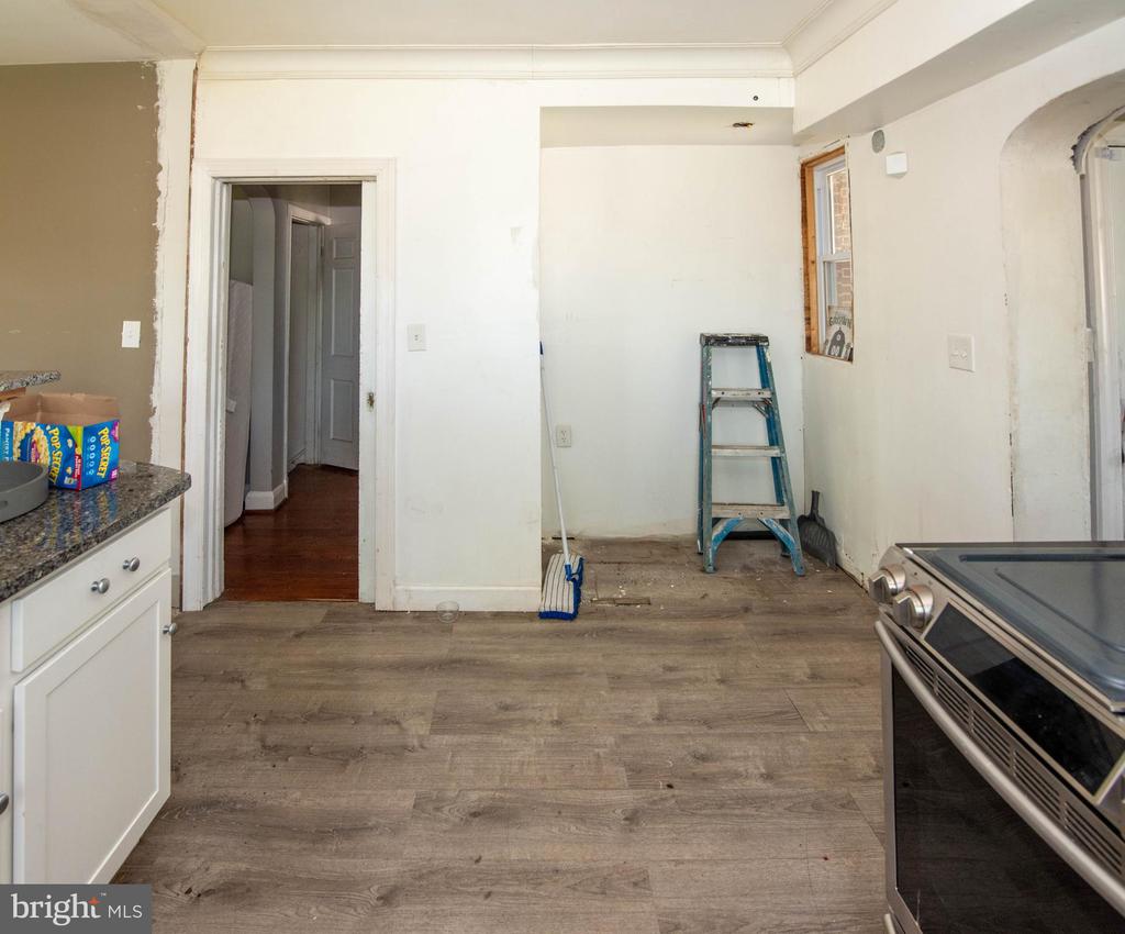 209 Balnew Ave