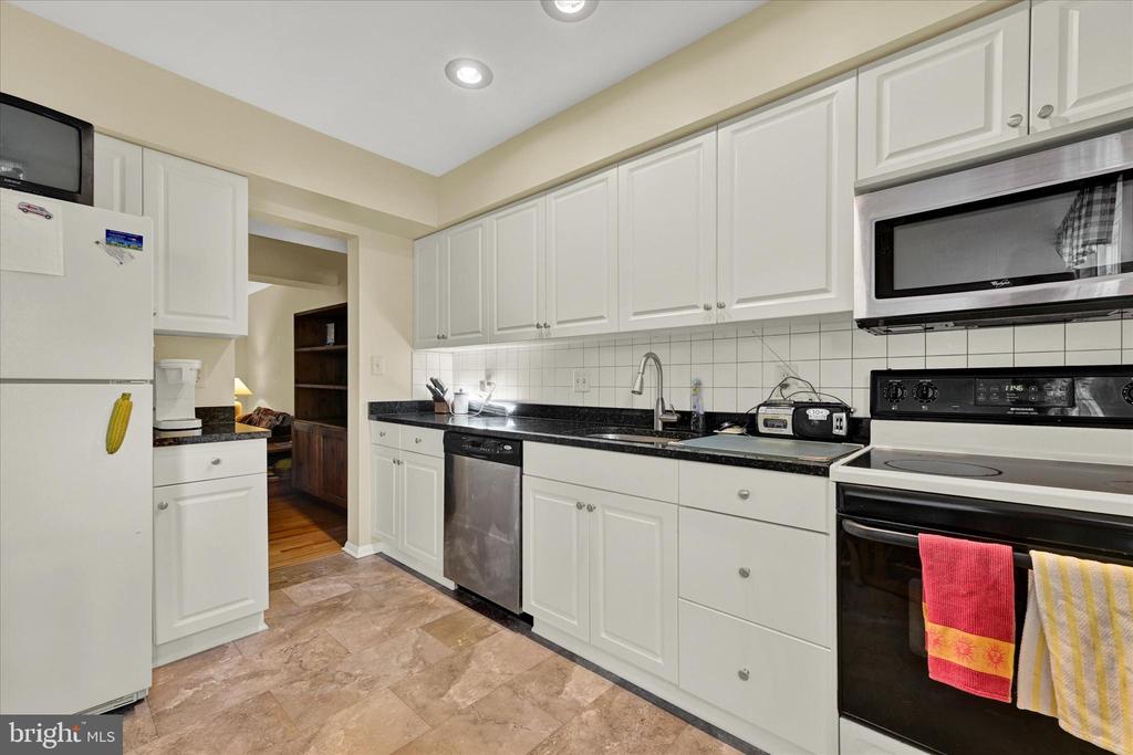 22 Borgia Ct