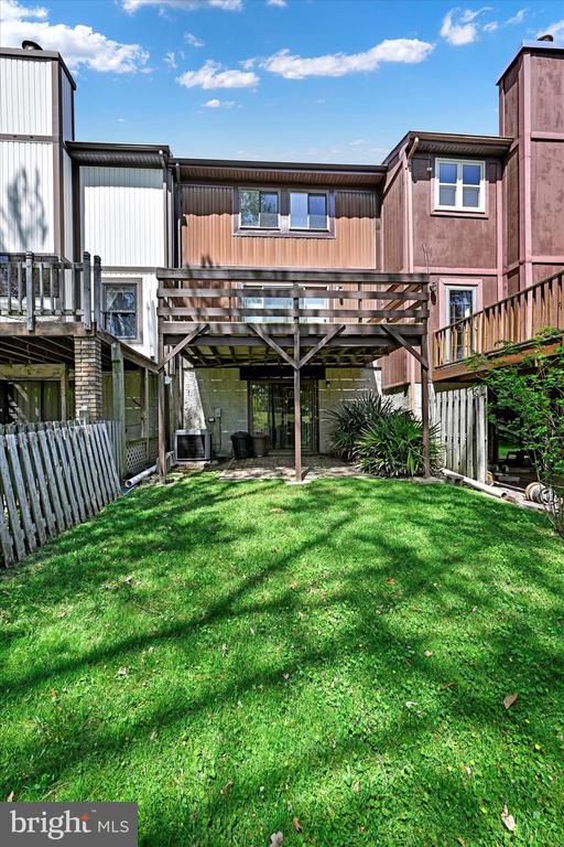 22 Borgia Ct