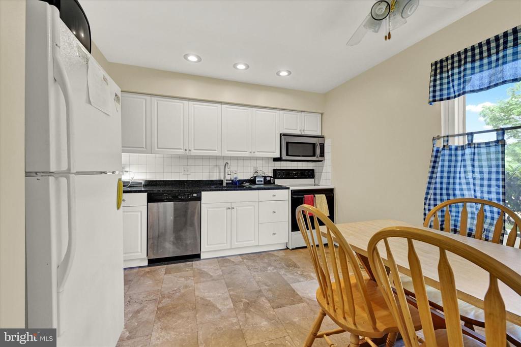 22 Borgia Ct