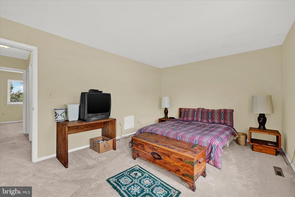 22 Borgia Ct
