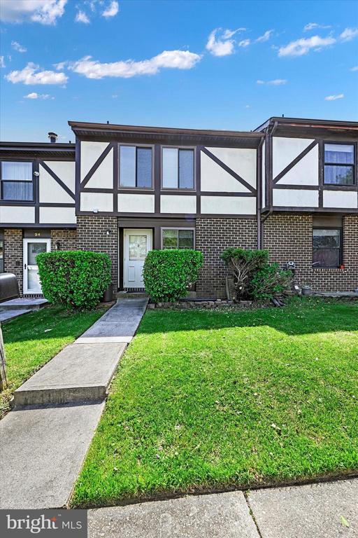 22 Borgia Ct