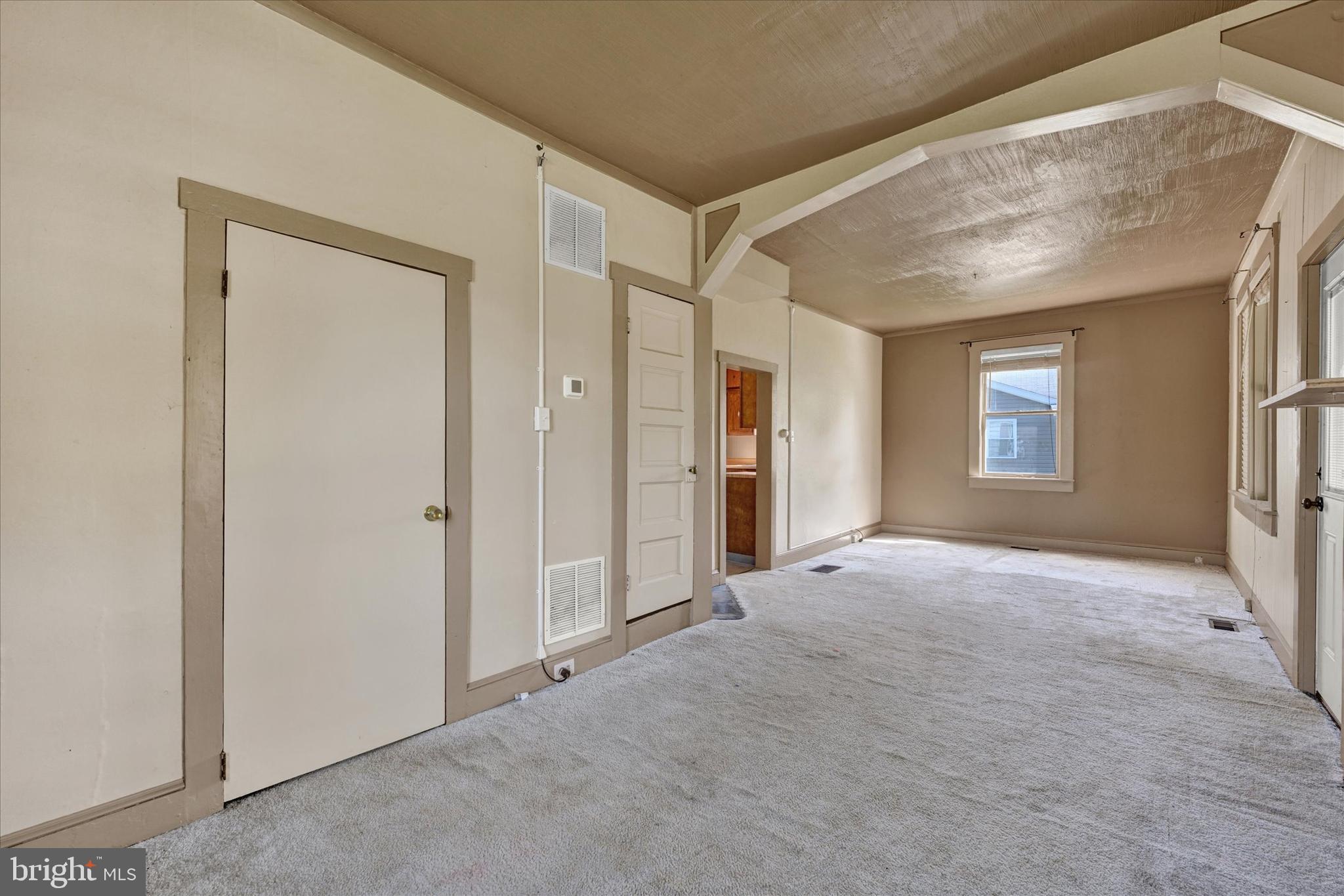 32 Berrymans Ln
