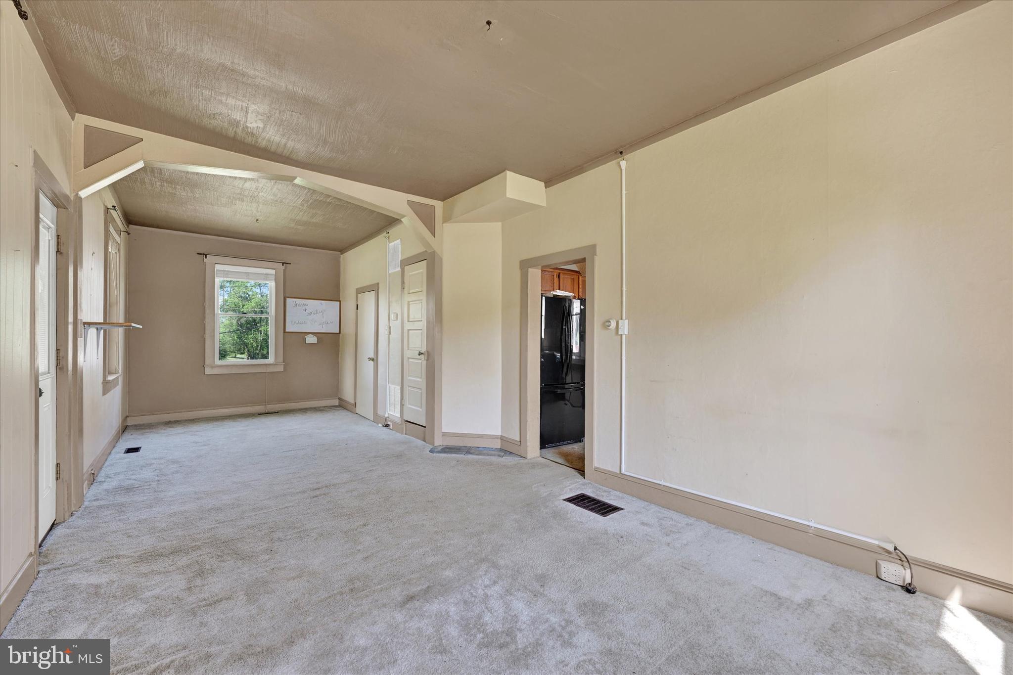 32 Berrymans Ln