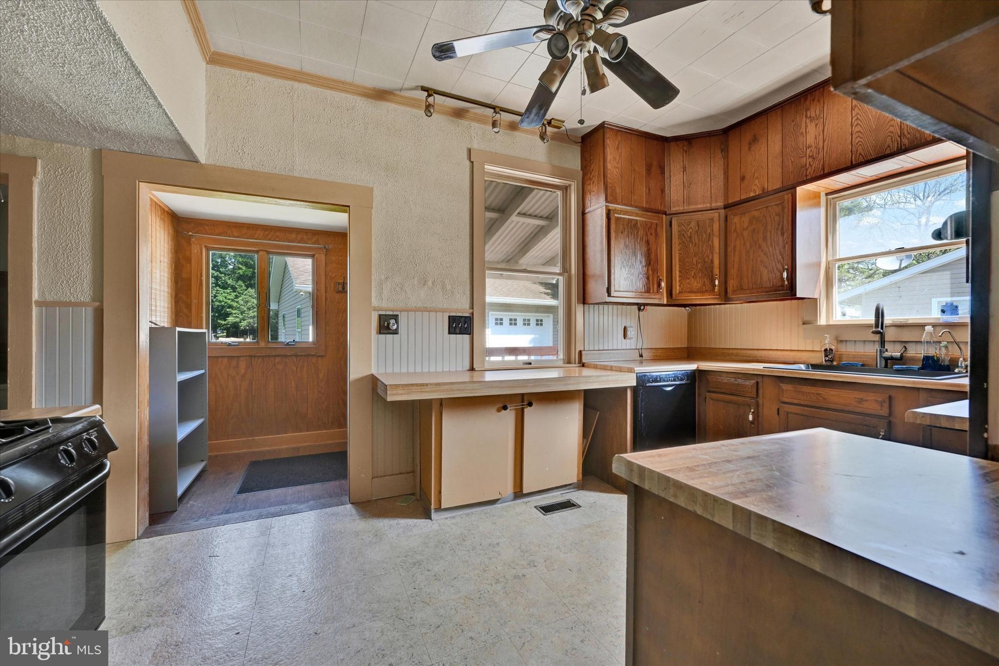 32 Berrymans Ln
