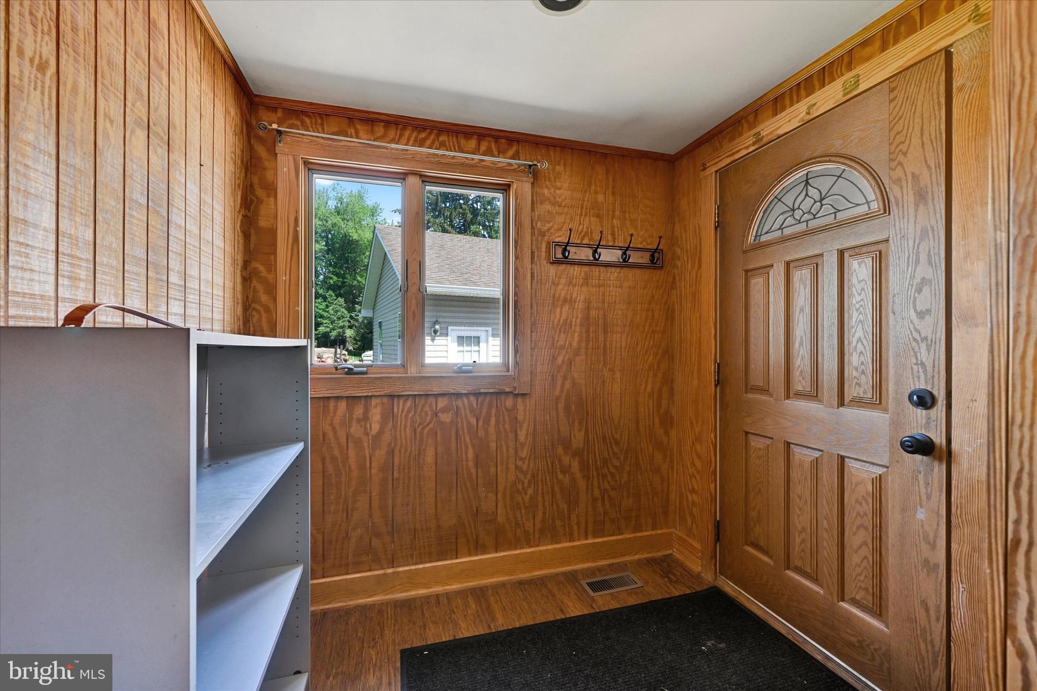 32 Berrymans Ln