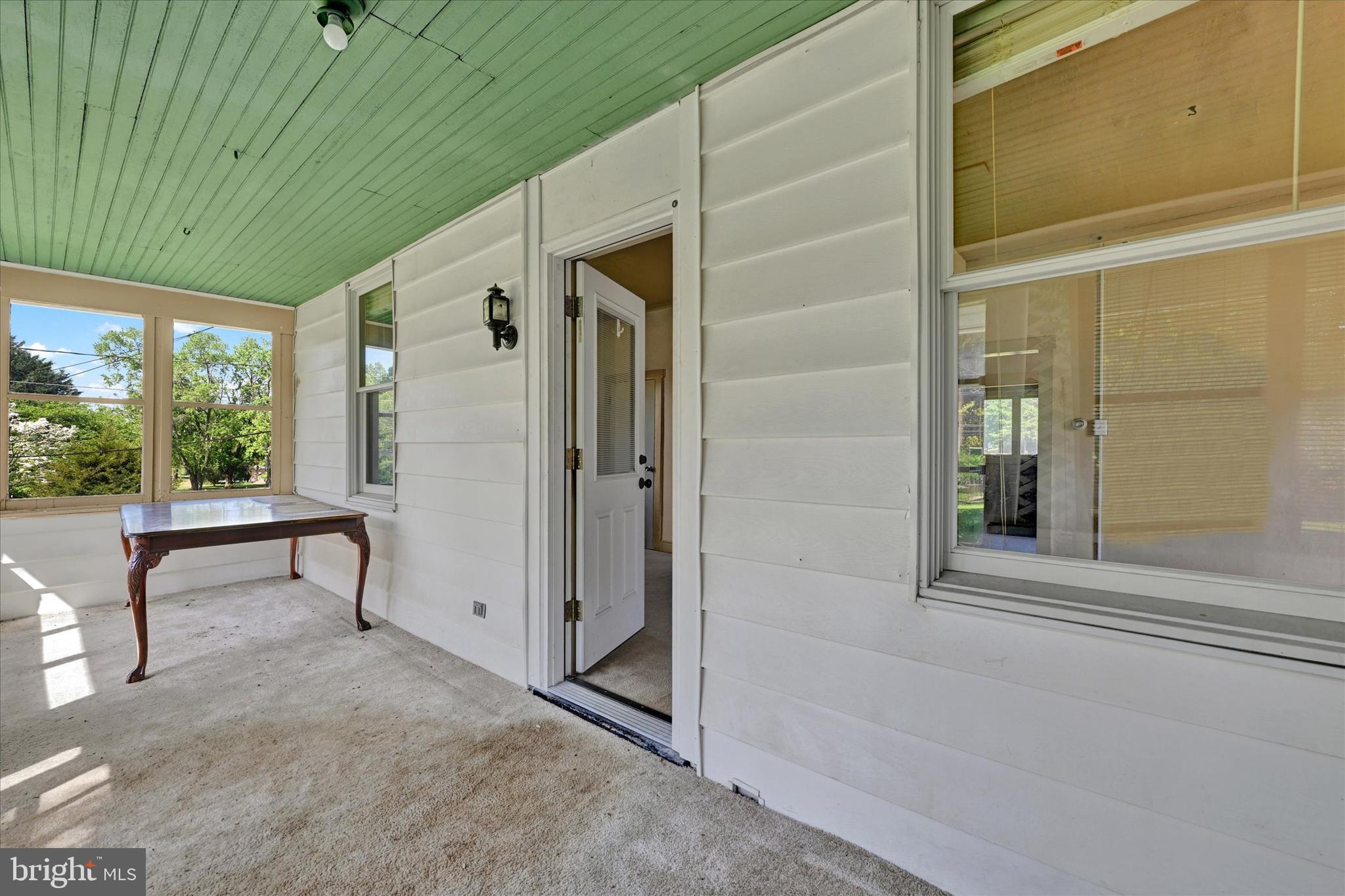32 Berrymans Ln