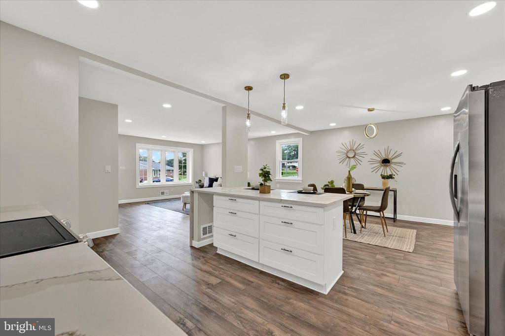 3802 Brenbrook Dr