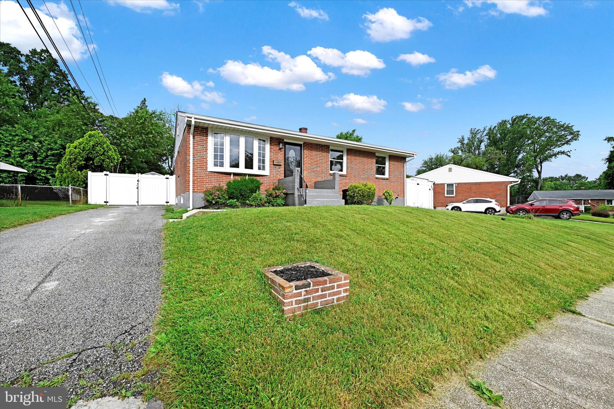 3802 Brenbrook Dr