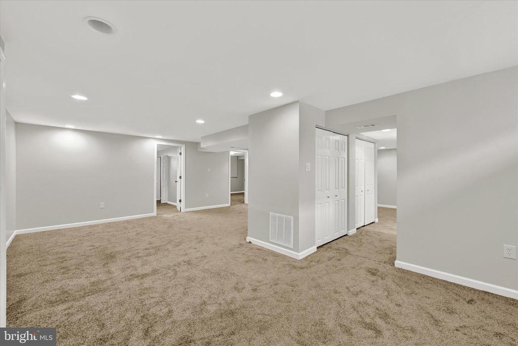 3802 Brenbrook Dr