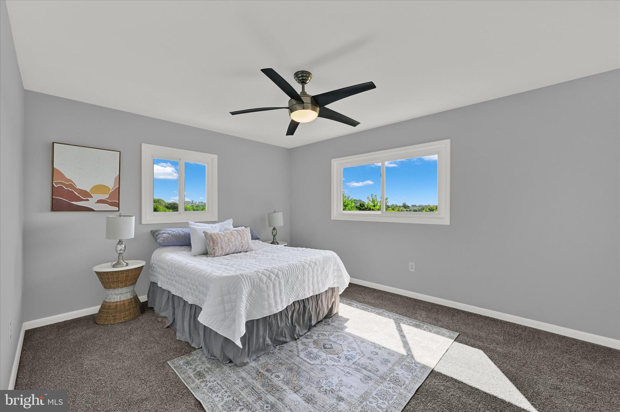3209 Saint Lukes Ln