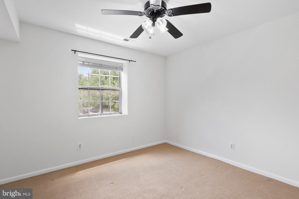 10 Stapleton Ct #202