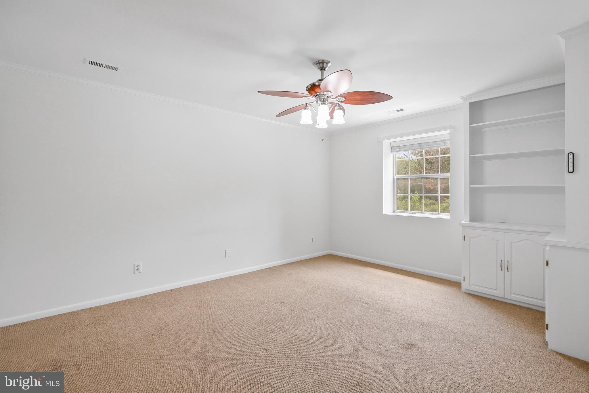 10 Stapleton Ct #202