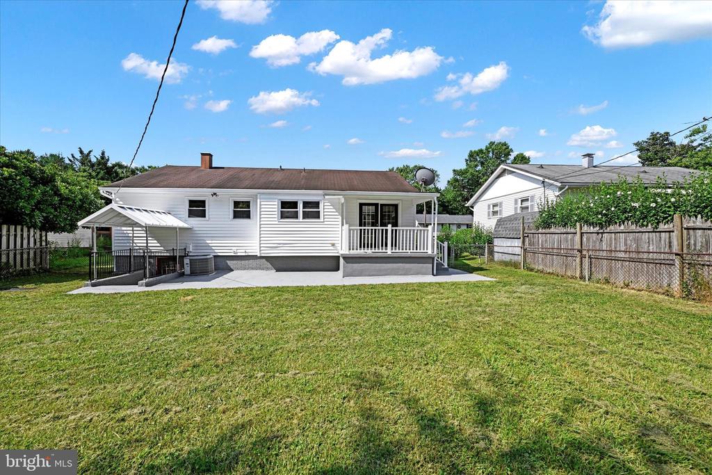 222 Candytuft Rd