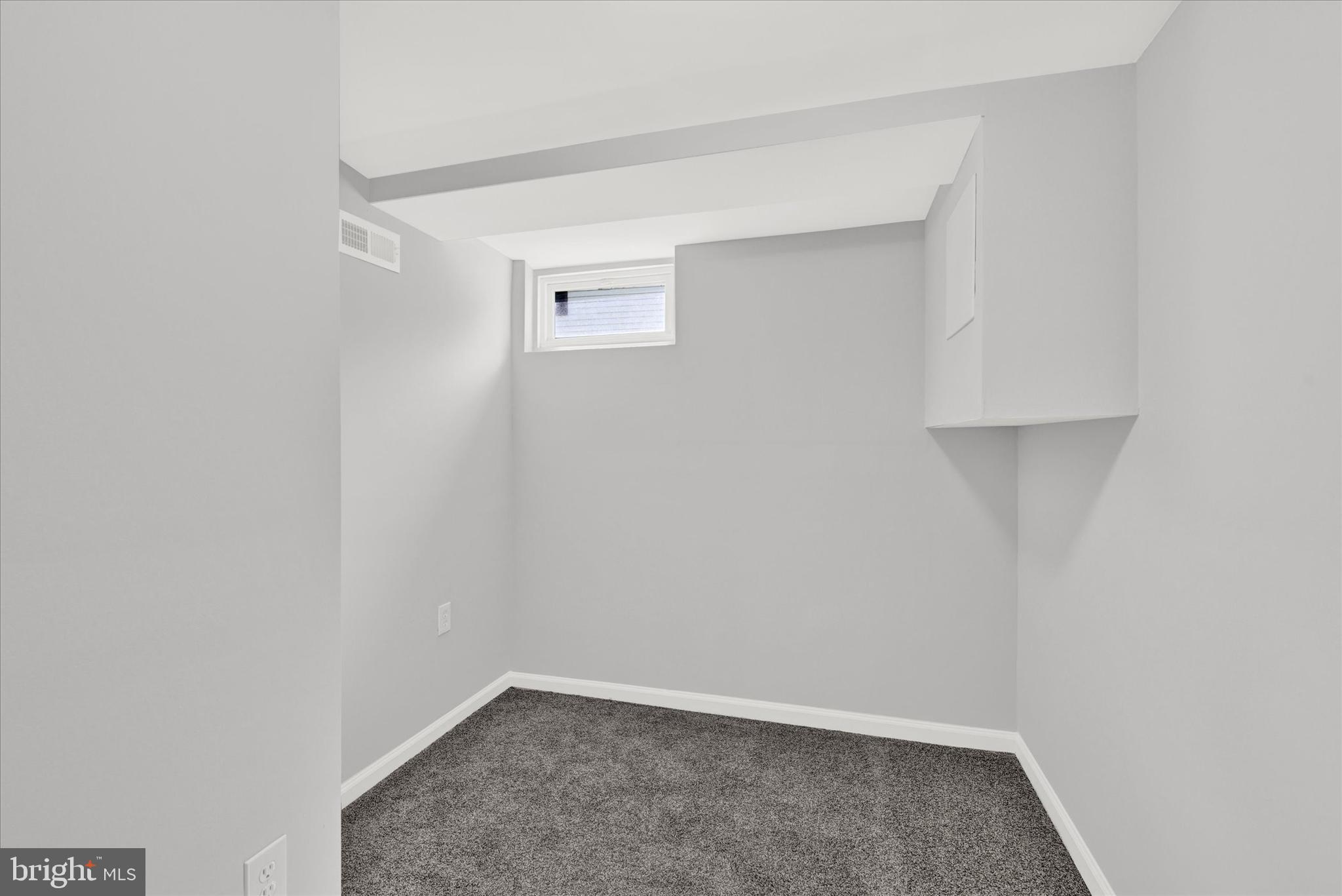 222 Candytuft Rd