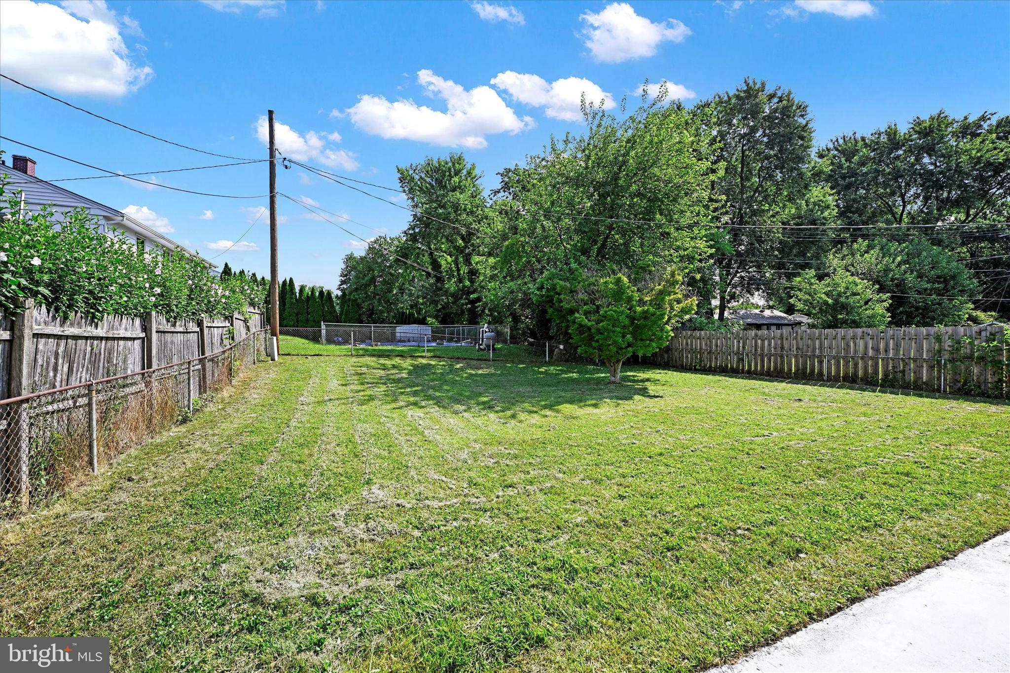 222 Candytuft Rd