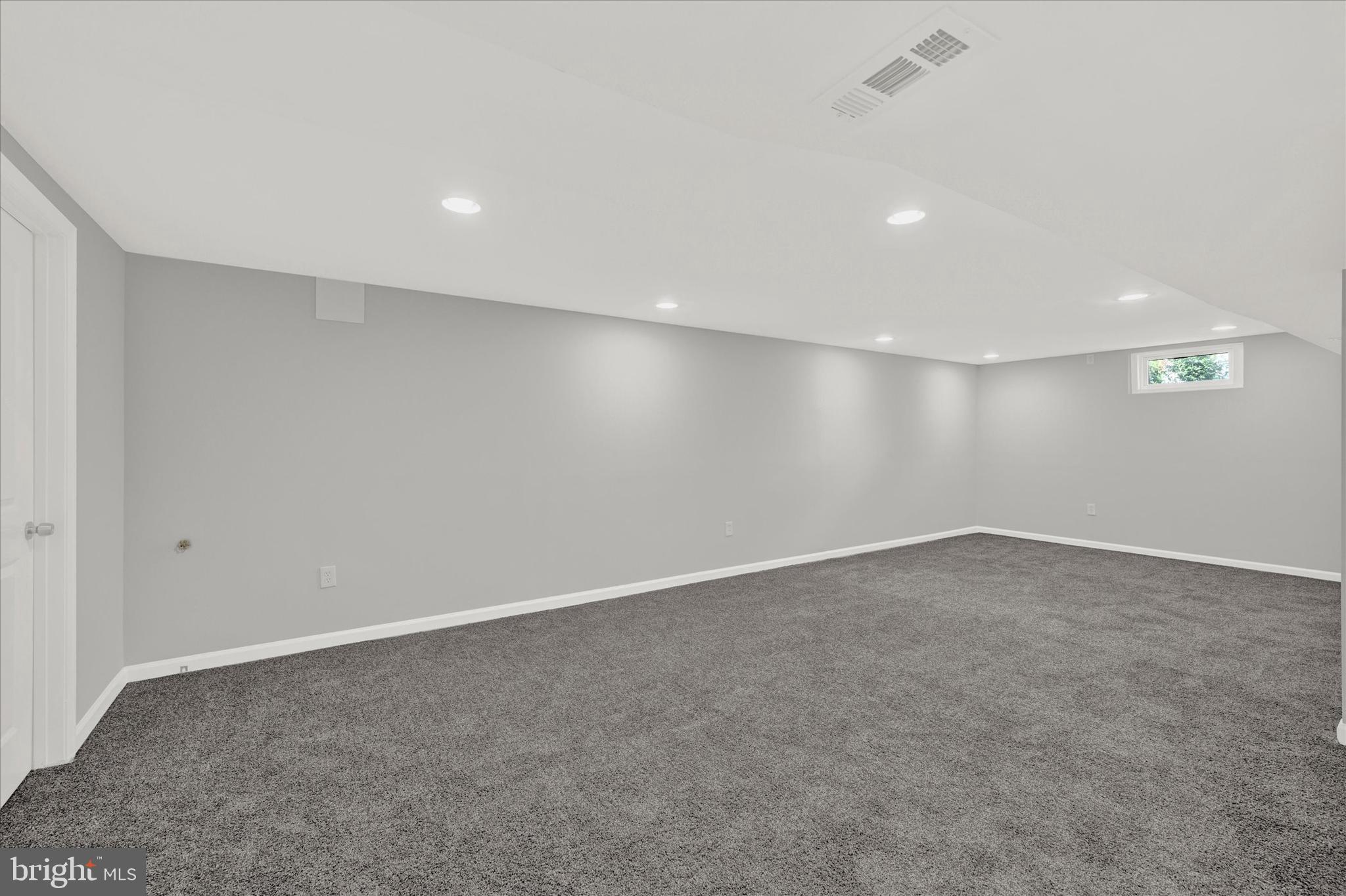 222 Candytuft Rd