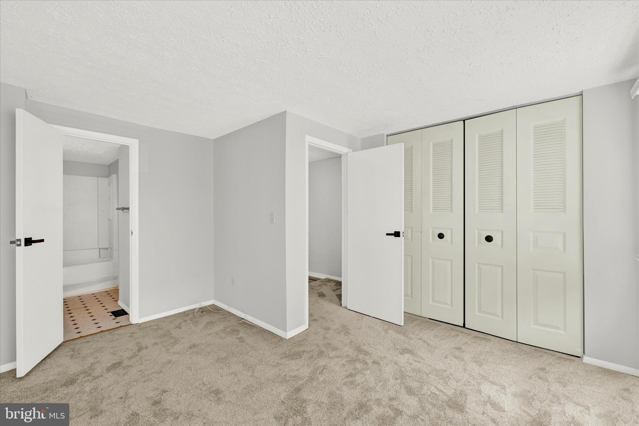 44 Stillwood Cir