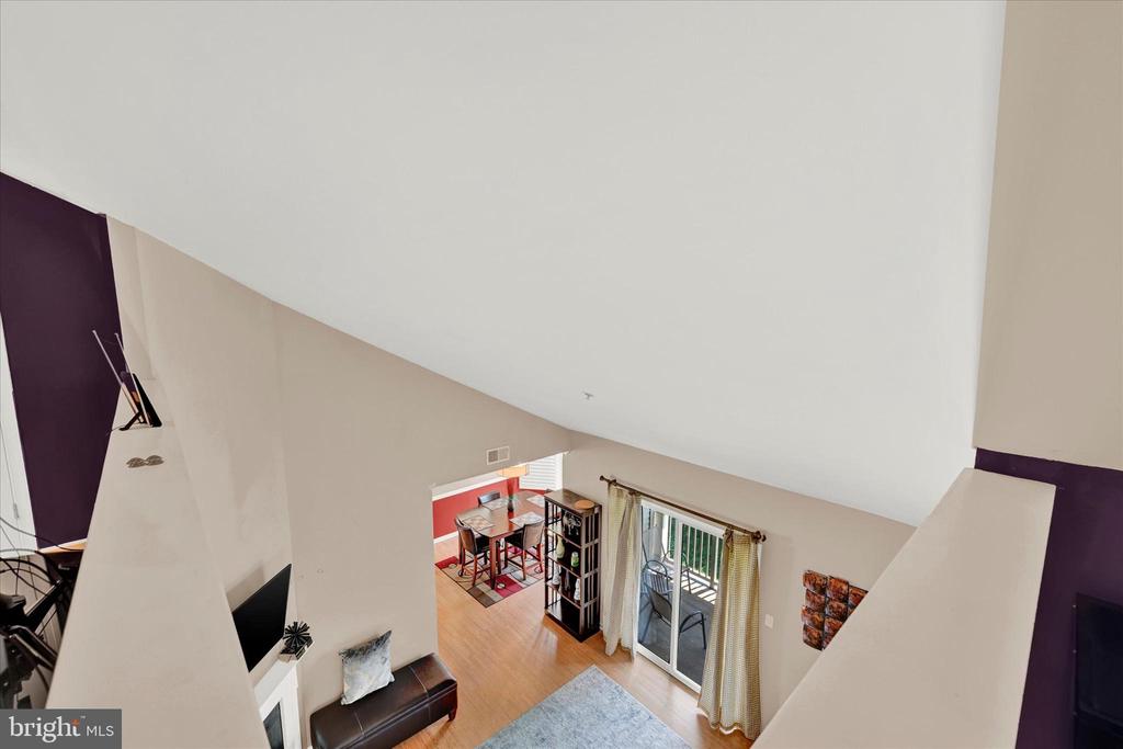 8805 Stone Ridge Cir #302