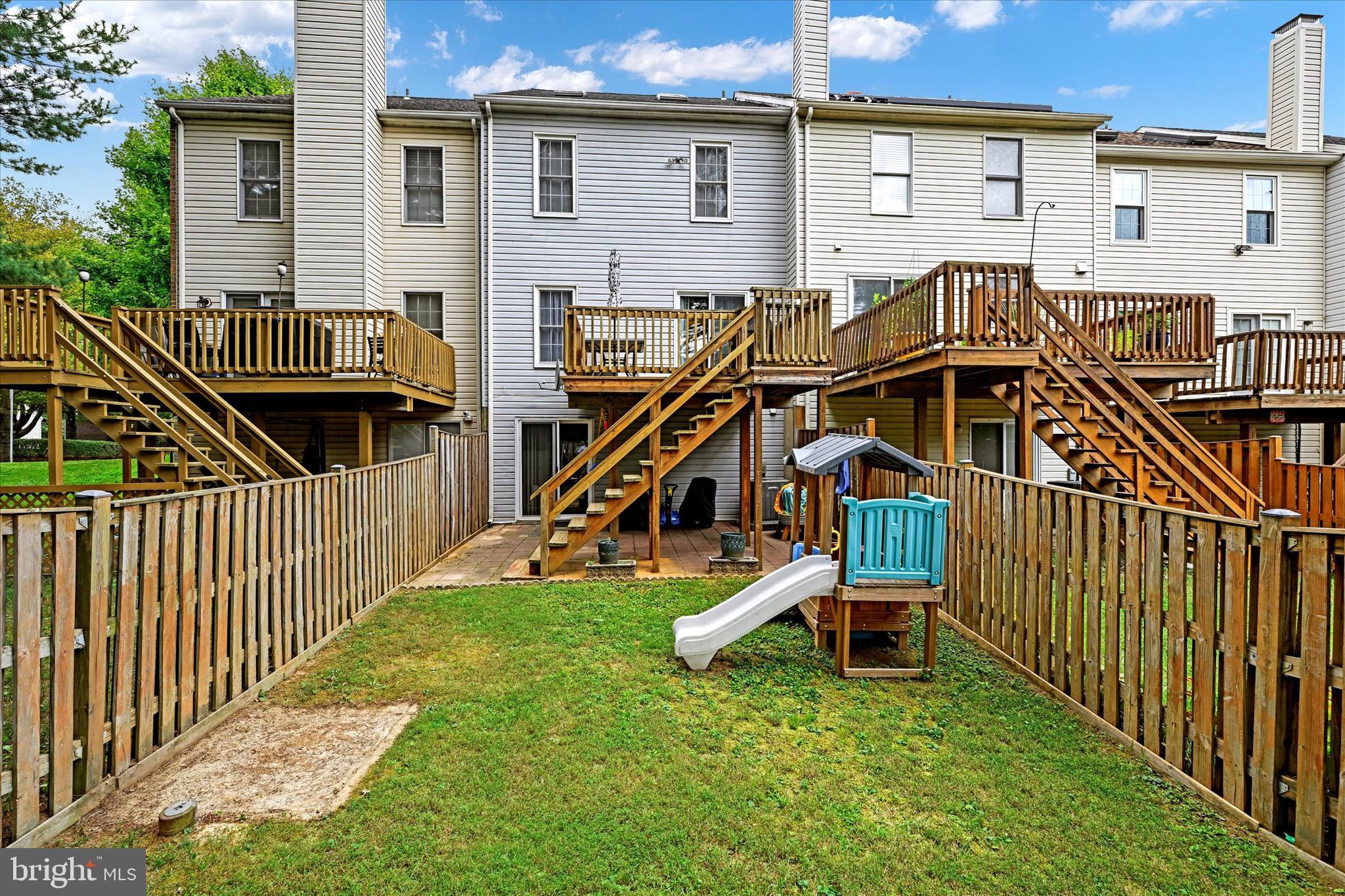 3 Preakness Ct