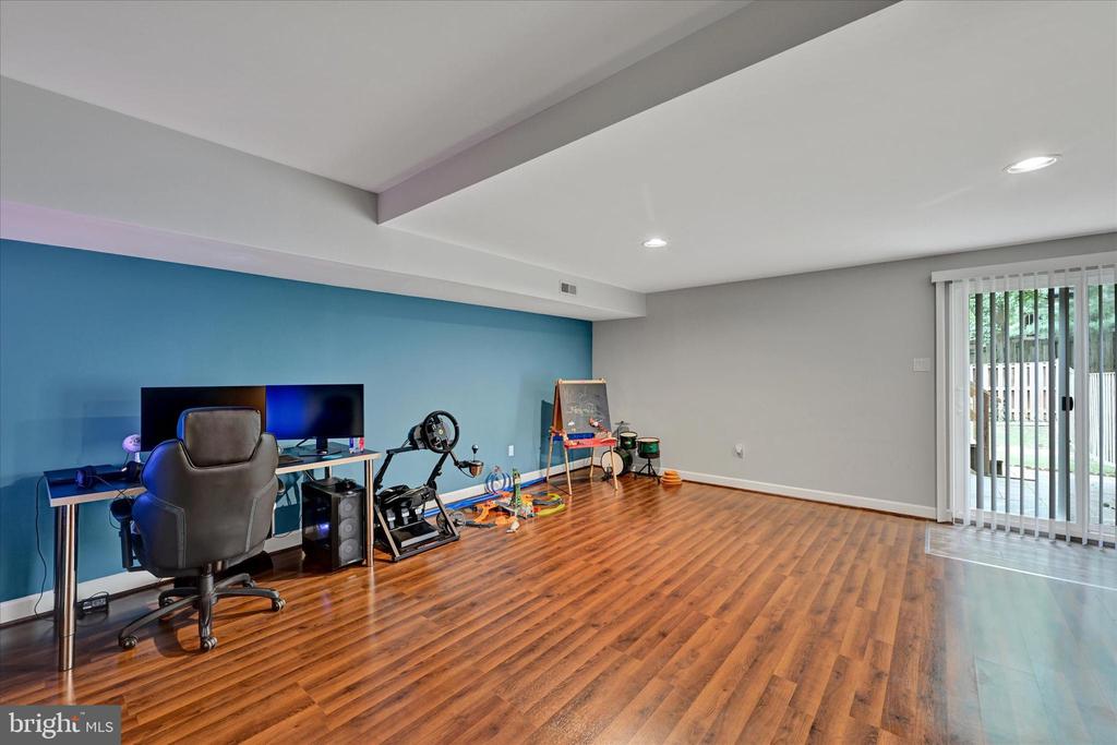 3 Preakness Ct