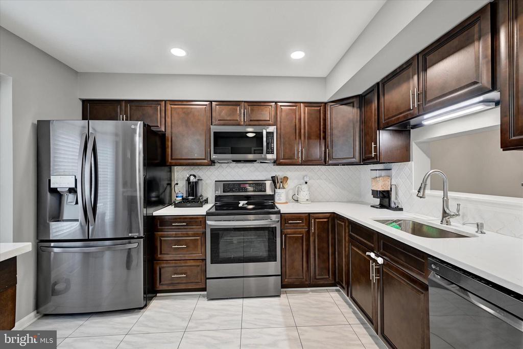 3 Preakness Ct