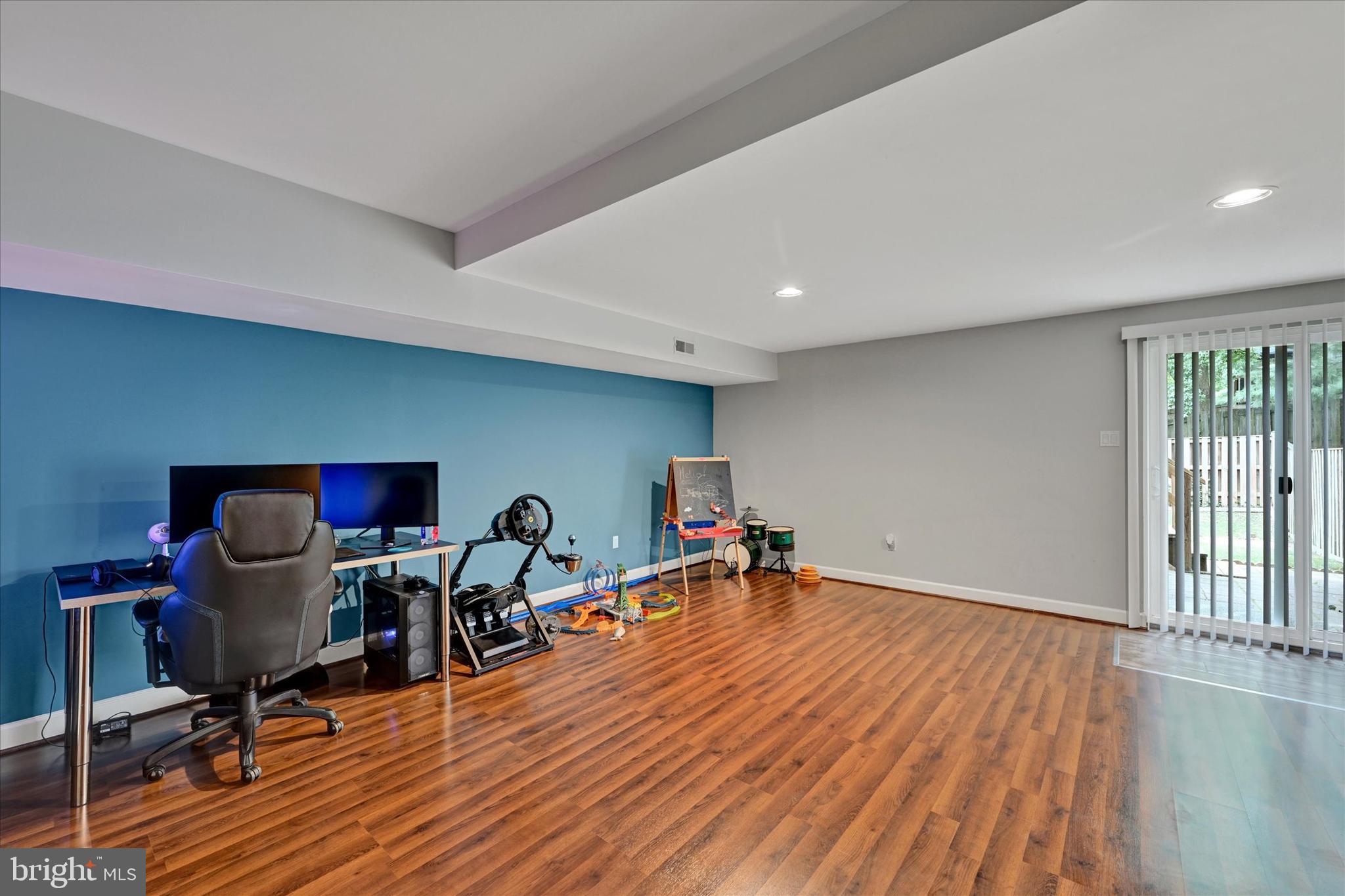 3 Preakness Ct