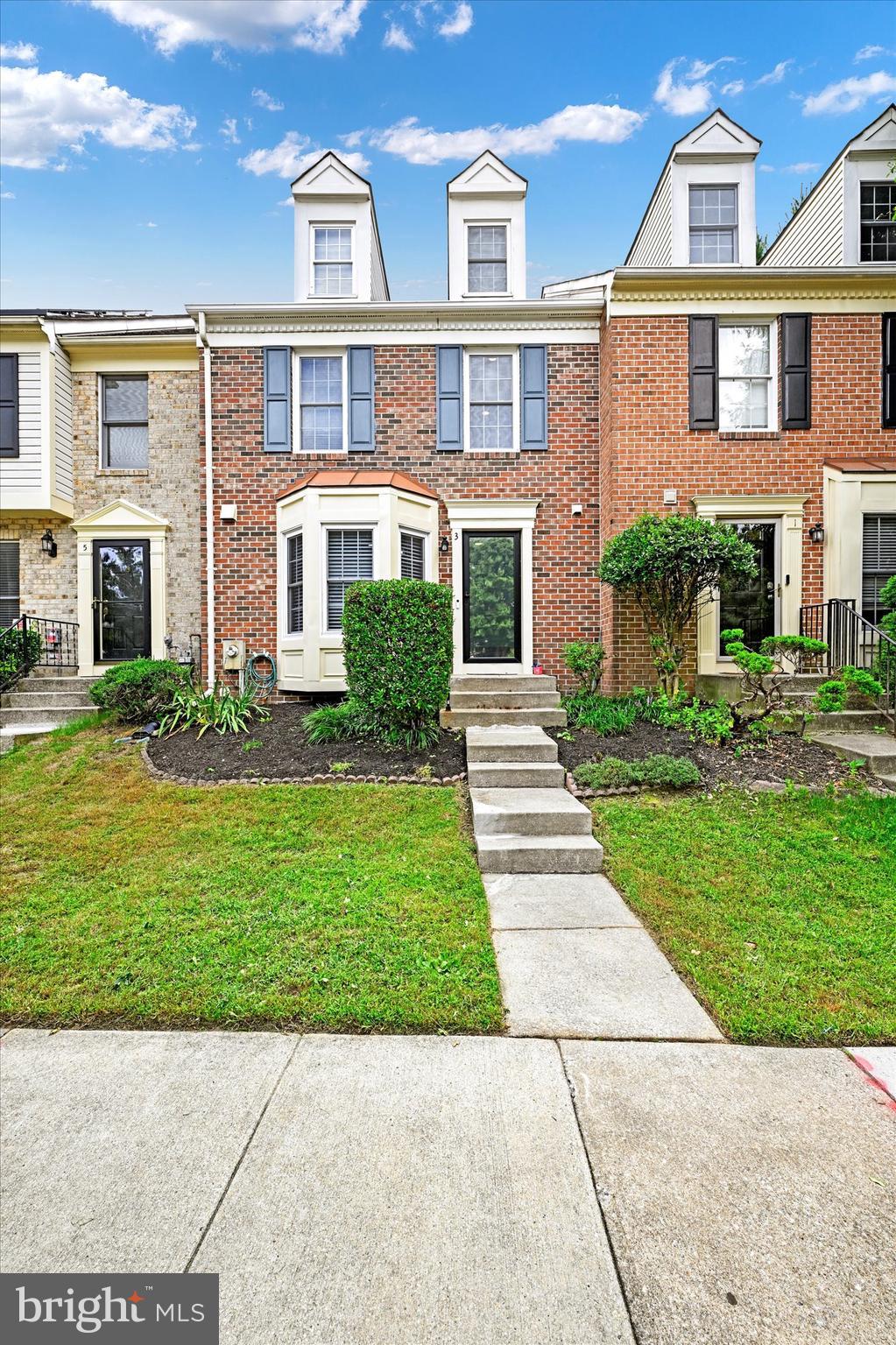 3 Preakness Ct