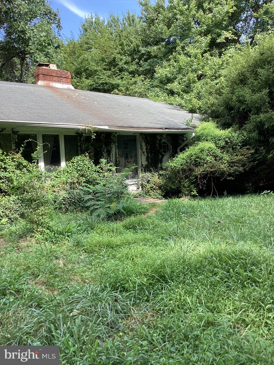 12808 Manor Rd