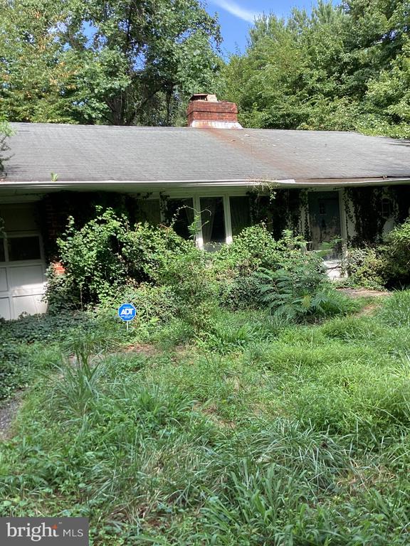 12808 Manor Rd