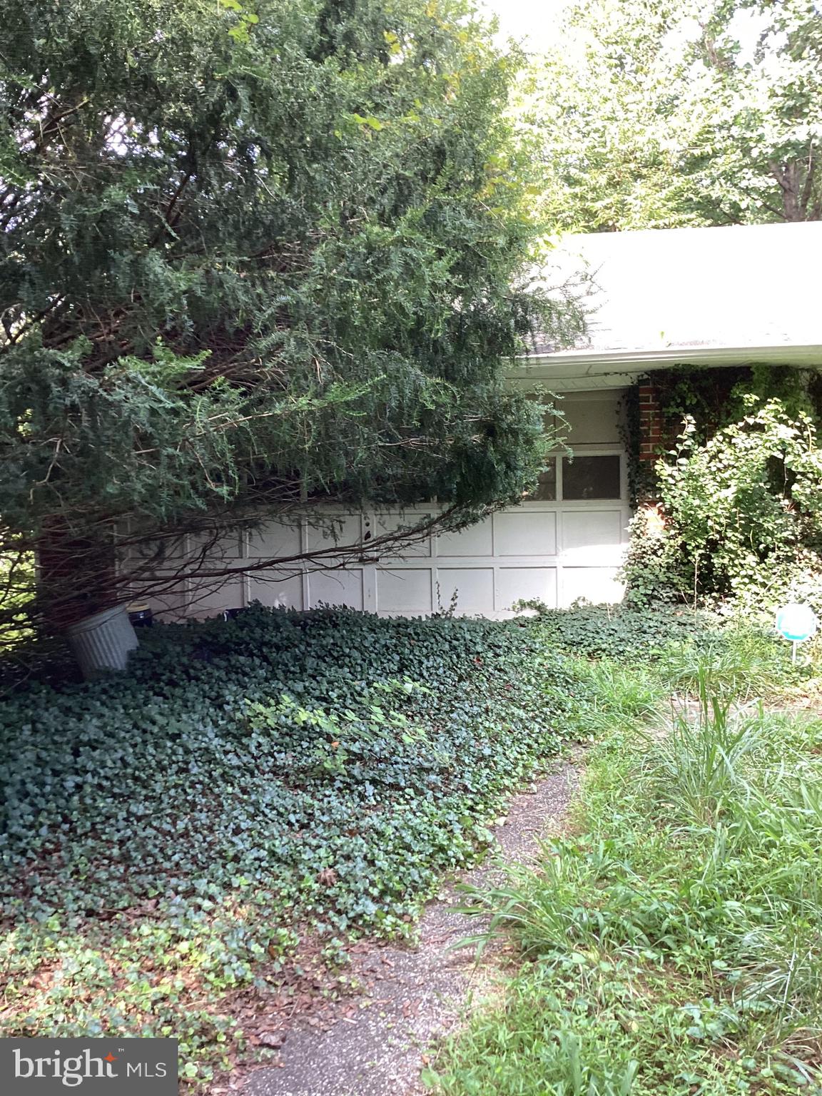 12808 Manor Rd