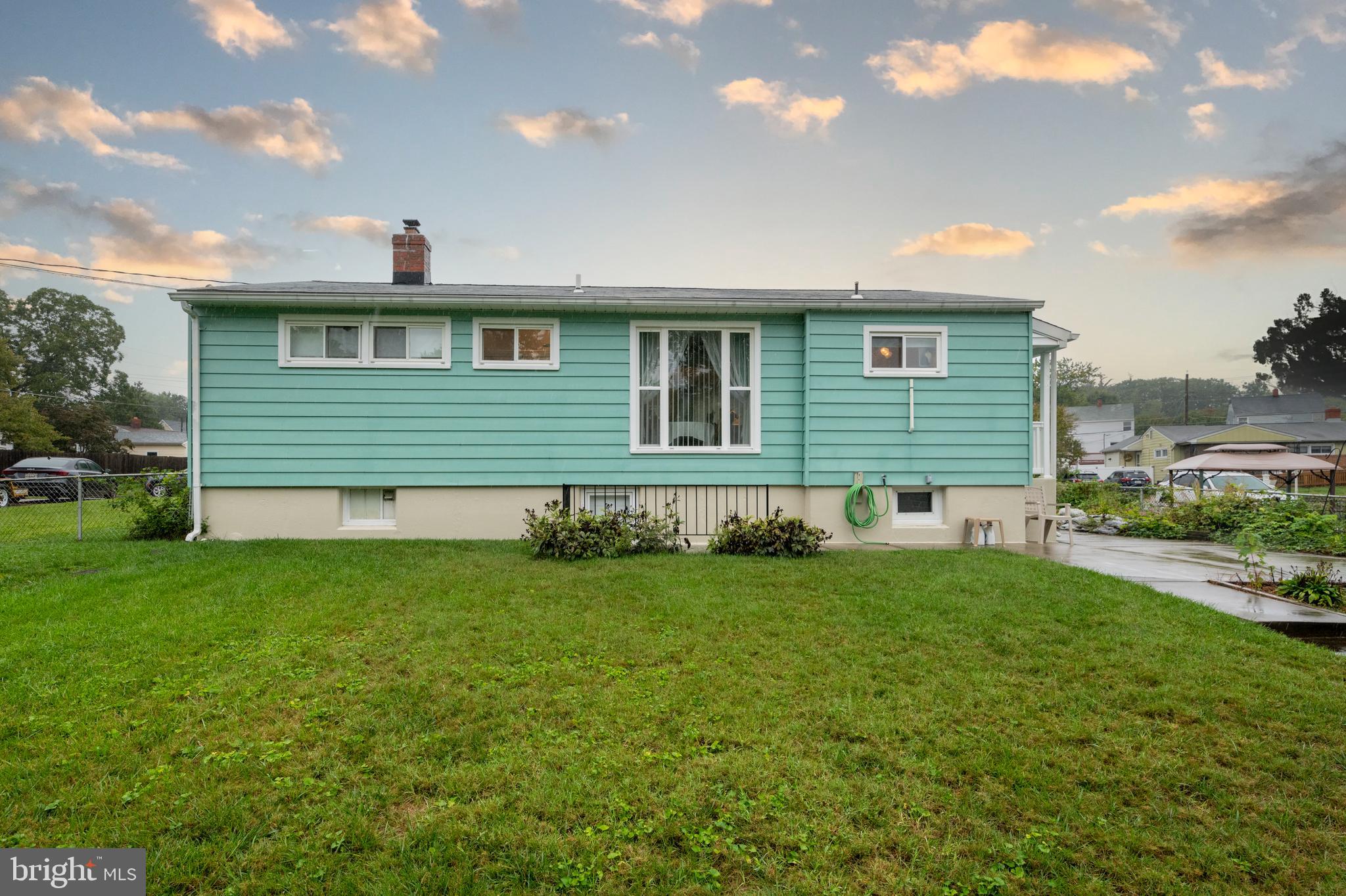 2505 Harwood Rd
