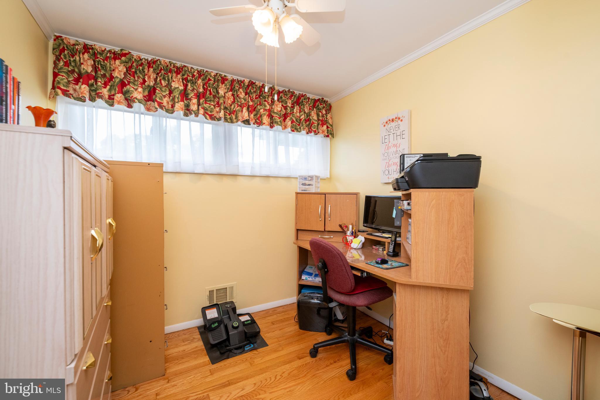 2505 Harwood Rd