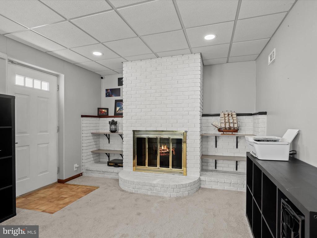 3407 Upton Rd