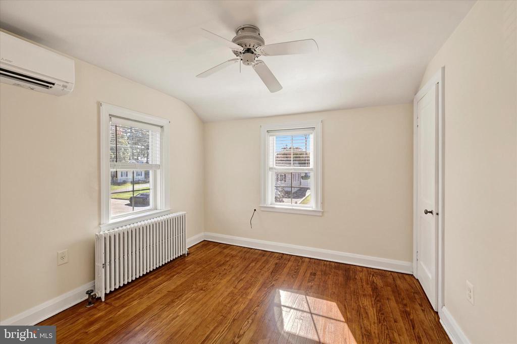 44 OAKWAY RD