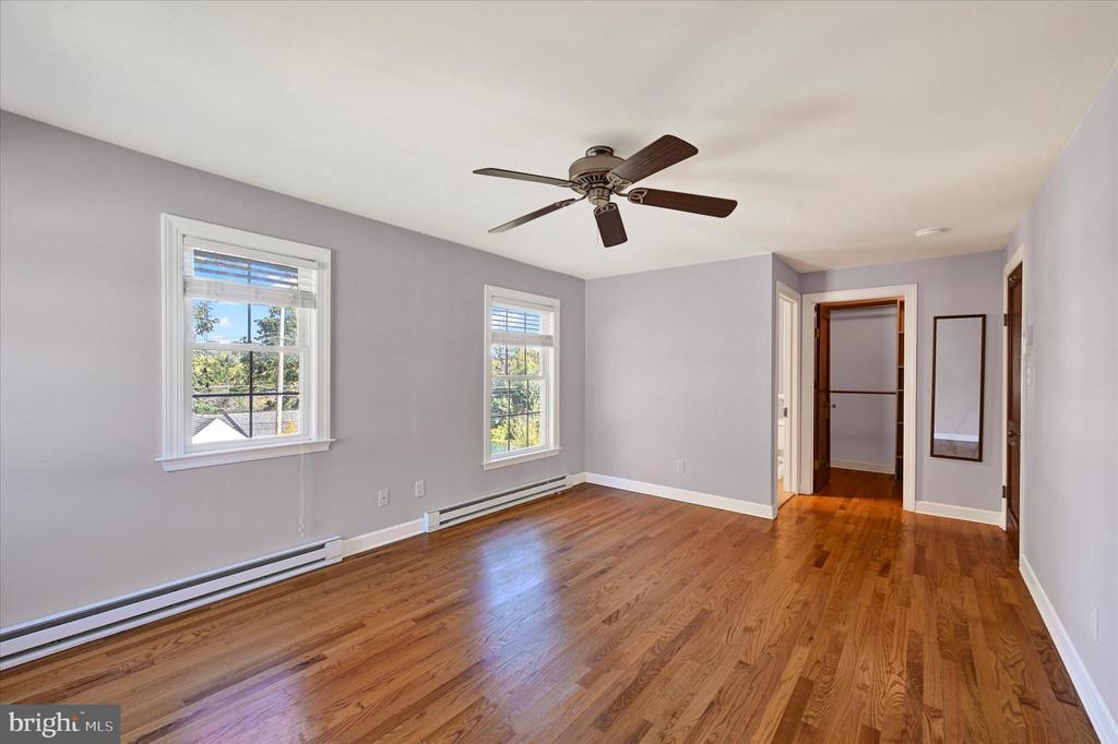 44 OAKWAY RD