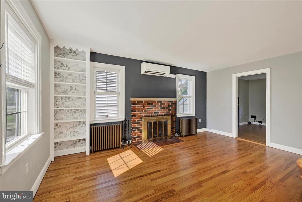 44 OAKWAY RD